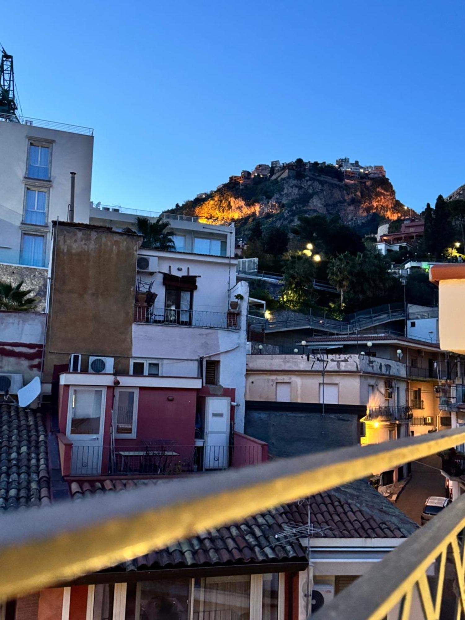 Taormina'S Sun Bed and Breakfast Εξωτερικό φωτογραφία