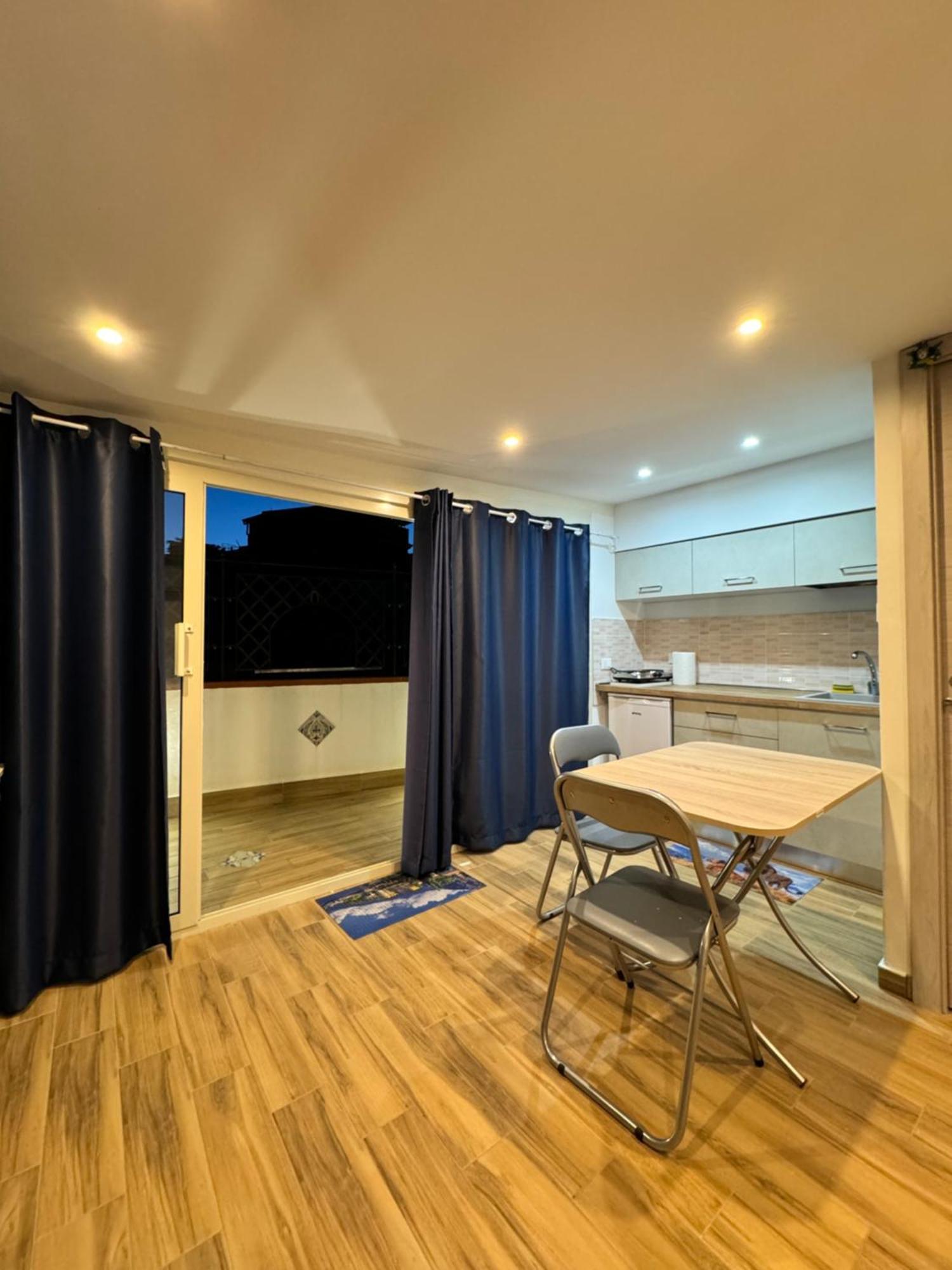 Taormina'S Sun Bed and Breakfast Εξωτερικό φωτογραφία